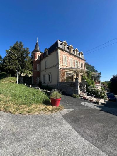 Image No.9-4 Bed House for sale