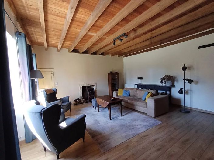 Image No.8-3 Bed House for sale