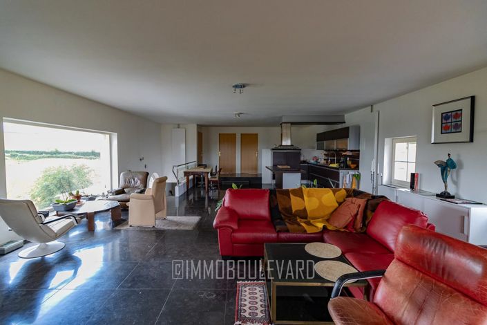 Image No.12-3 Bed House for sale