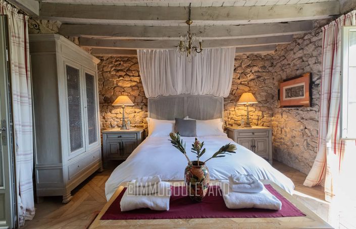 Image No.12-4 Bed House for sale