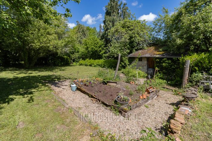 Image No.27-4 Bed House for sale