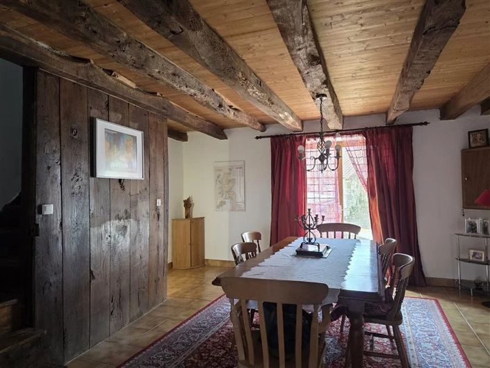 Image No.8-2 Bed House for sale