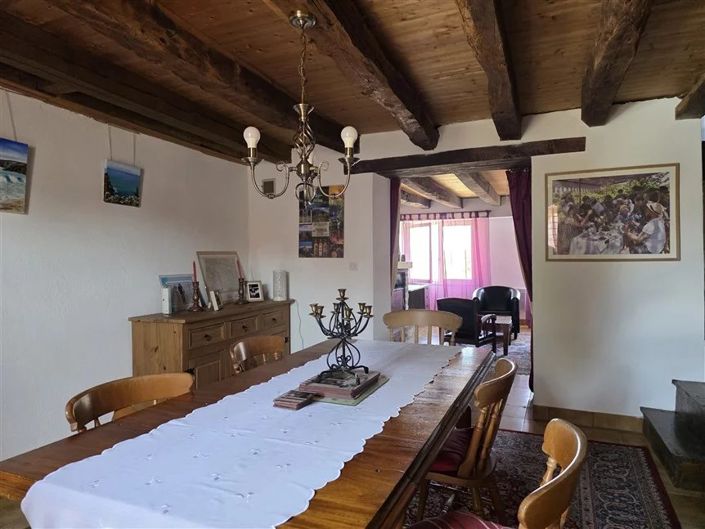 Image No.9-2 Bed House for sale