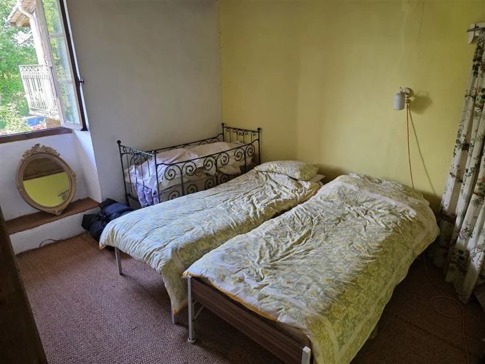 Image No.20-5 Bed House for sale