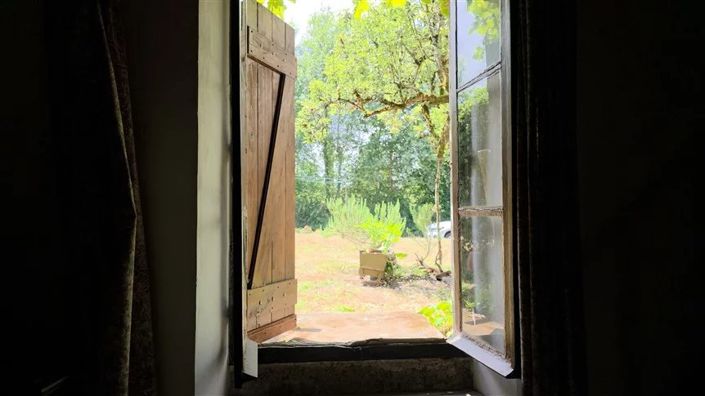 Image No.23-5 Bed House for sale