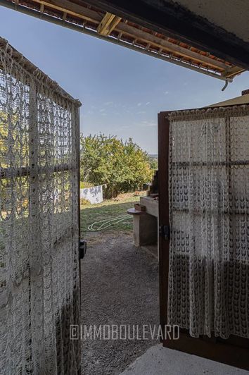 Image No.12-7 Bed House for sale