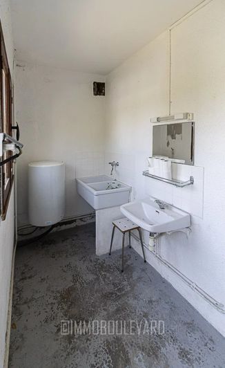 Image No.26-7 Bed House for sale