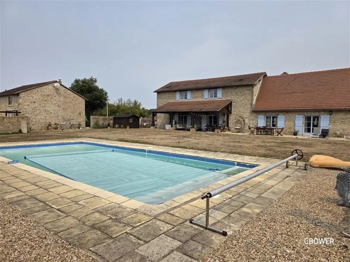 Image No.1-11 Bed Property for sale