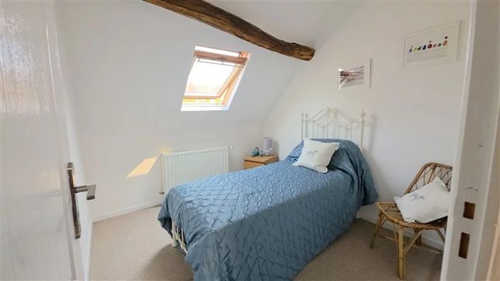 Image No.20-11 Bed Property for sale