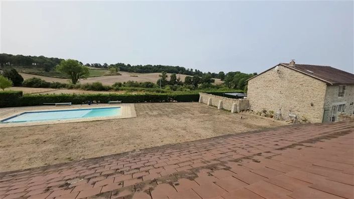 Image No.3-11 Bed Property for sale