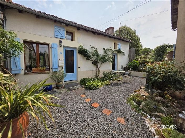 Image No.1-6 Bed House for sale