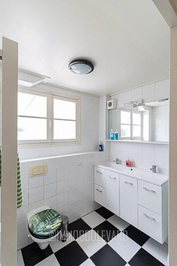 Image No.11-4 Bed House for sale