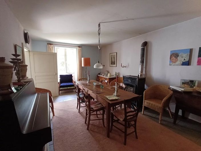 Image No.9-3 Bed House for sale