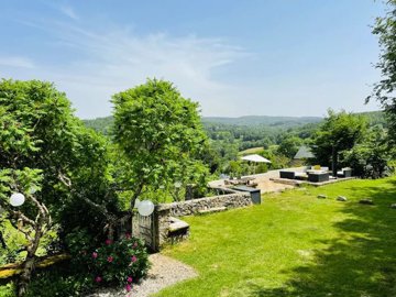 db2cb47e48d6bd259ae7724a9ca954aa1ebe153e6a100