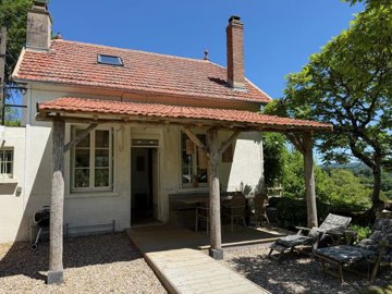 2b971bc4efad2ae1d3ca814e3f11910830cd5ad076192