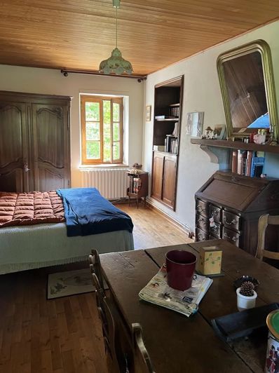 Image No.13-2 Bed House for sale