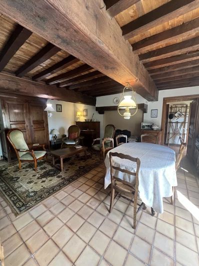 Image No.7-2 Bed House for sale