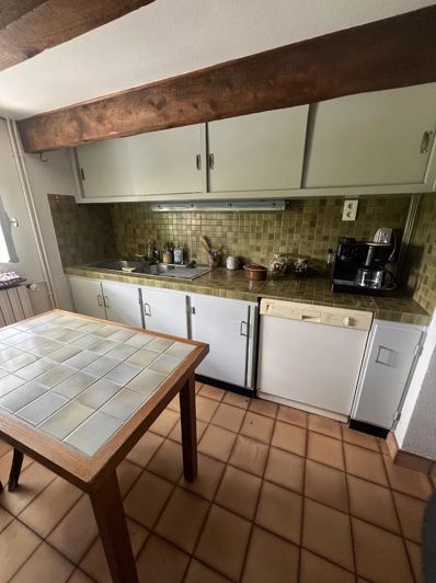 Image No.9-2 Bed House for sale