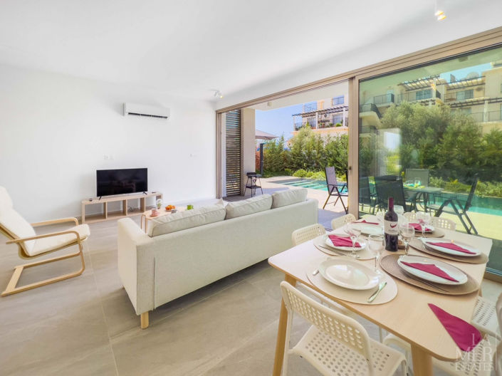 Image No.20-3 Bed Villa for sale