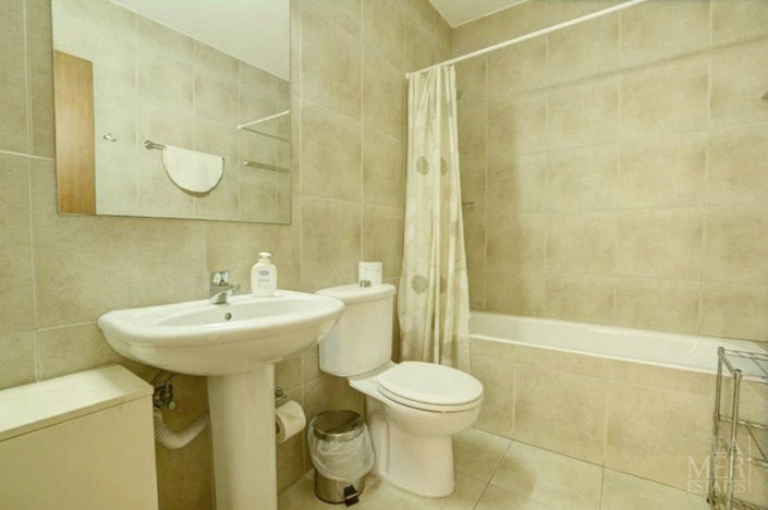 Image No.12-3 Bed Villa for sale