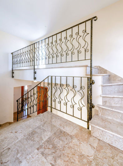 Image No.9-4 Bed Villa for sale