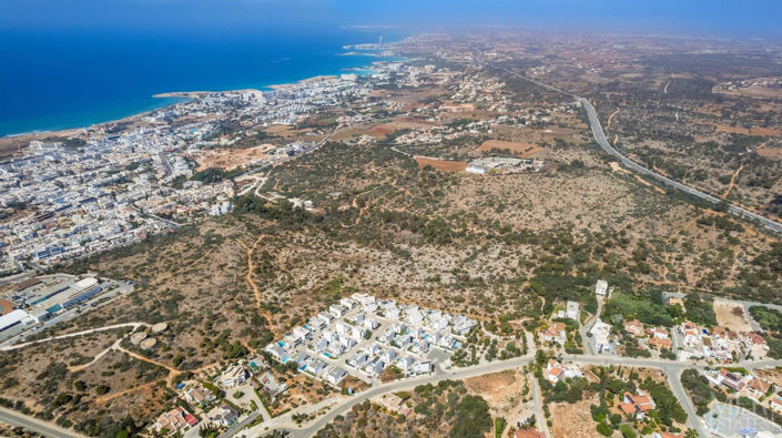 Image No.21-3 Bed Villa for sale