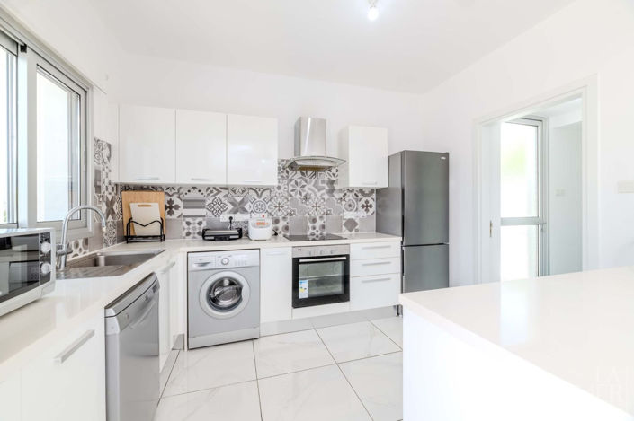 Image No.7-3 Bed Villa for sale