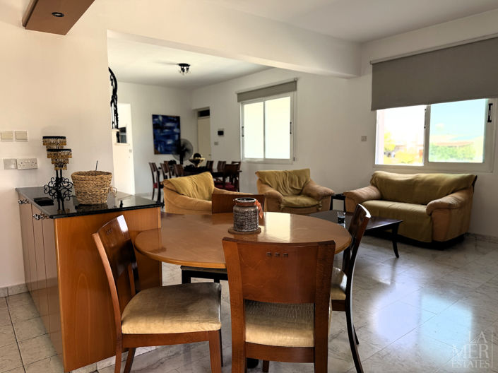 Image No.10-3 Bed Villa for sale