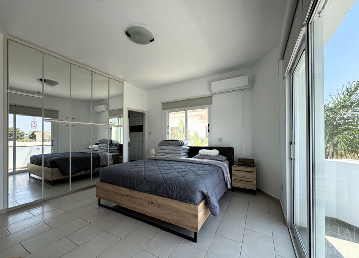 Image No.20-3 Bed Villa for sale