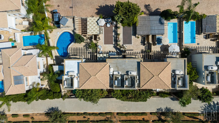 Image No.17-2 Bed Townhouse for sale