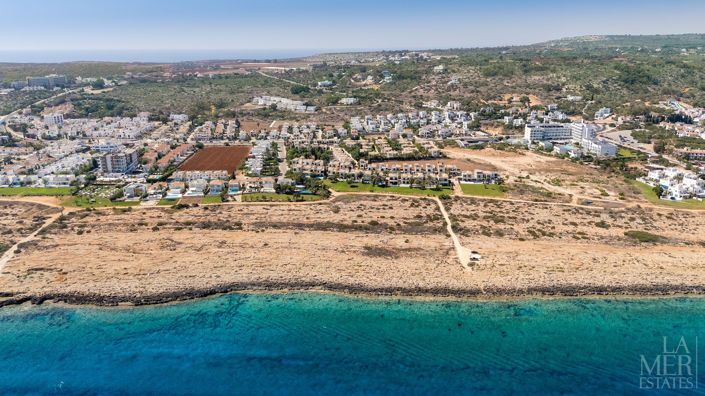 Image No.23-2 Bed Townhouse for sale