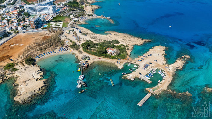 Image No.31-2 Bed Townhouse for sale