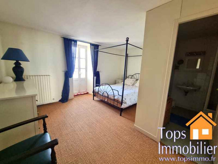 Image No.7-5 Bed Property for sale