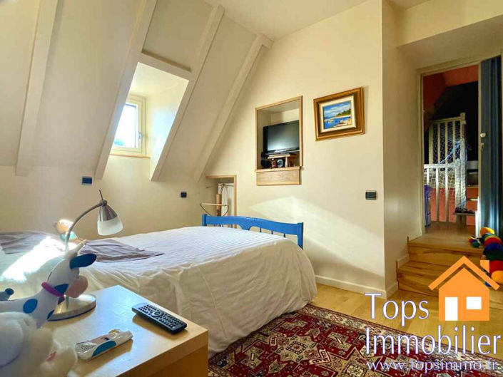 Image No.15-4 Bed House for sale