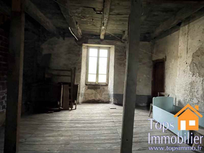 Image No.20-6 Bed Property for sale