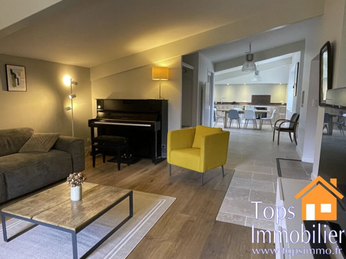 Image No.11-3 Bed House for sale