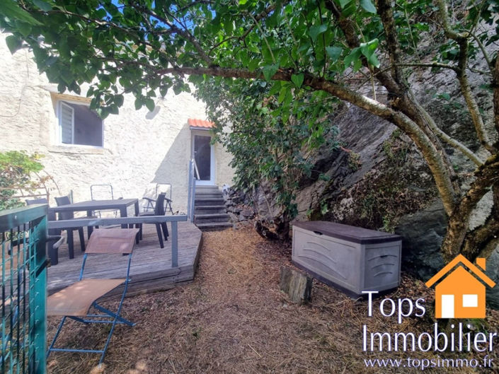 Image No.9-2 Bed Property for sale