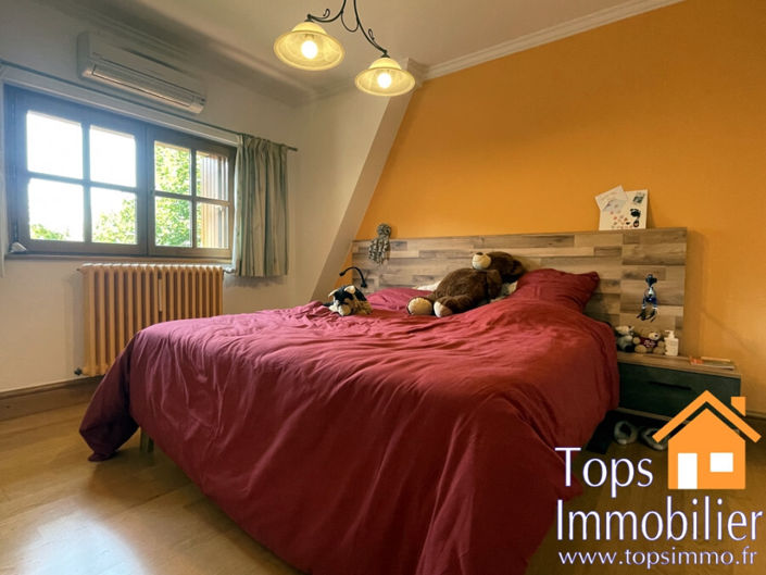 Image No.11-6 Bed House for sale