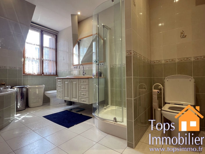 Image No.12-6 Bed House for sale