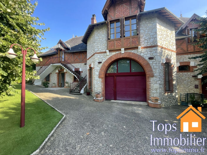 Image No.15-6 Bed House for sale