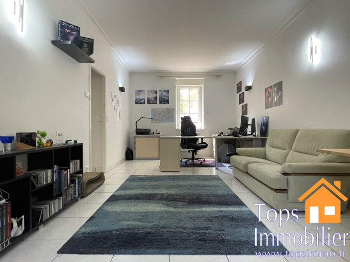 Image No.16-6 Bed House for sale