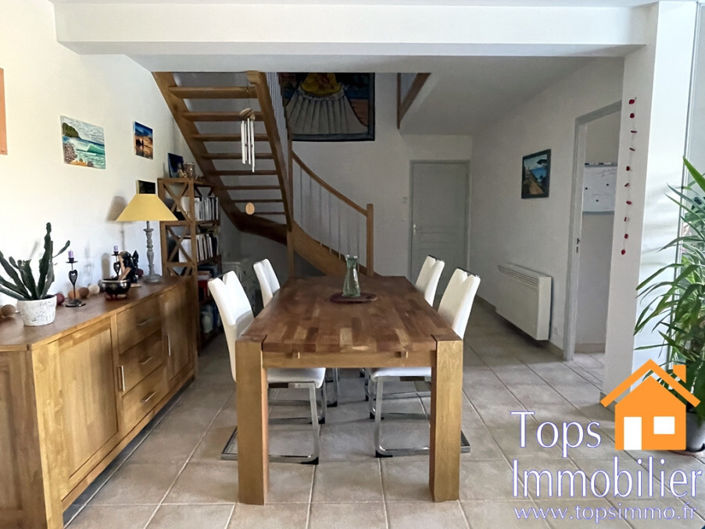 Image No.5-5 Bed House for sale