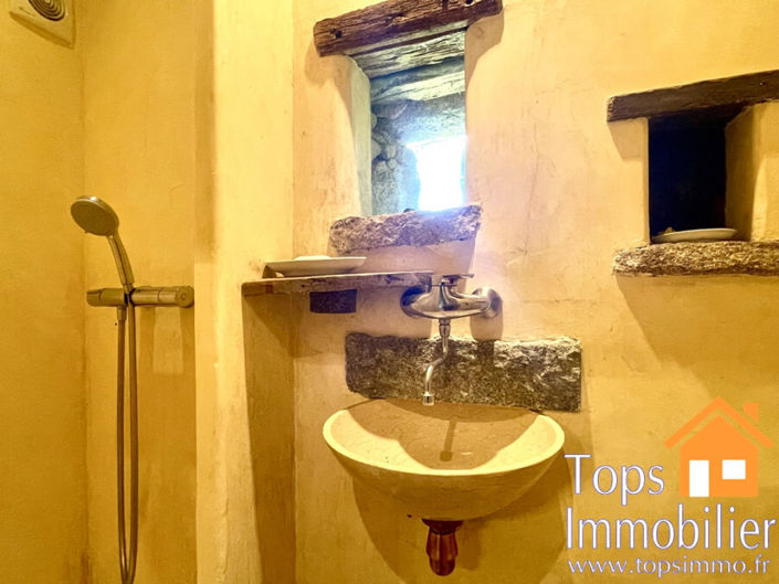 Image No.18-3 Bed House for sale