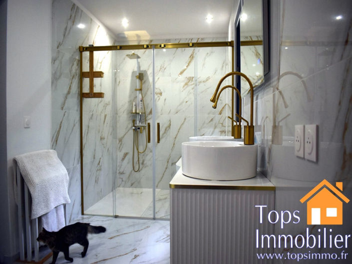 Image No.17-4 Bed Property for sale