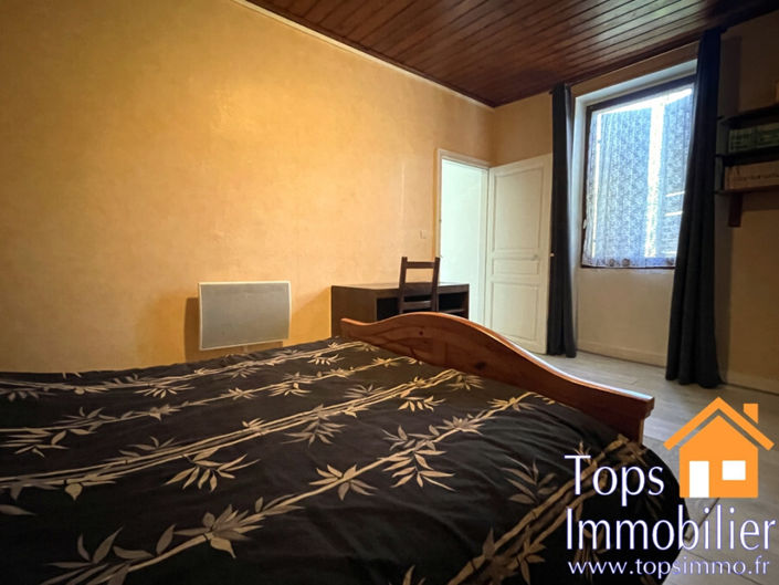 Image No.18-6 Bed House for sale