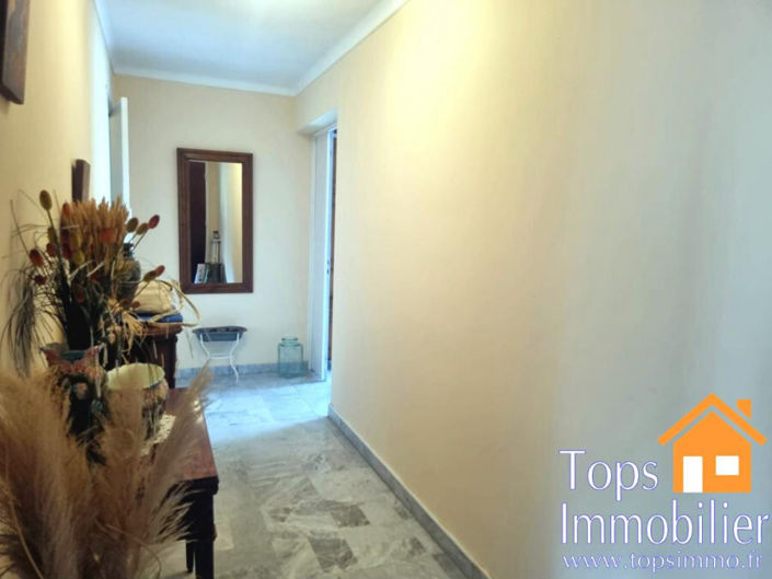 Image No.8-2 Bed Property for sale