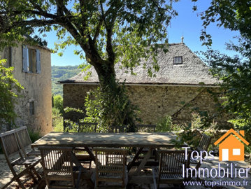 6 Bed House for sale