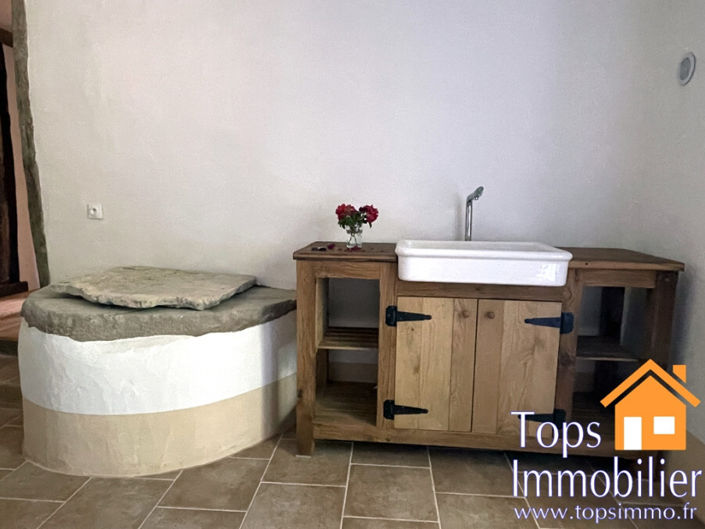 Image No.18-6 Bed House for sale