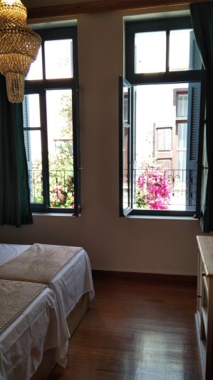 Image No.24-2 Bed Townhouse for sale