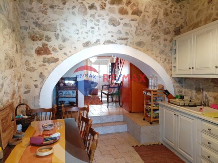 Image No.5-3 Bed Maisonette for sale